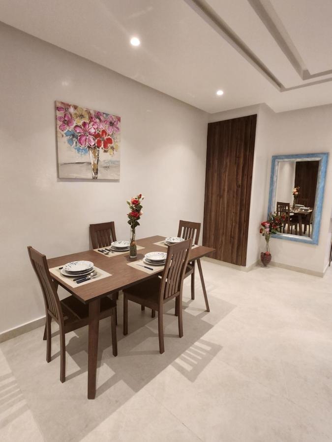 Modern Luxury Retreat: 2-Bedroom Apartment In The Heart Of Marrakech Marrakesz Zewnętrze zdjęcie
