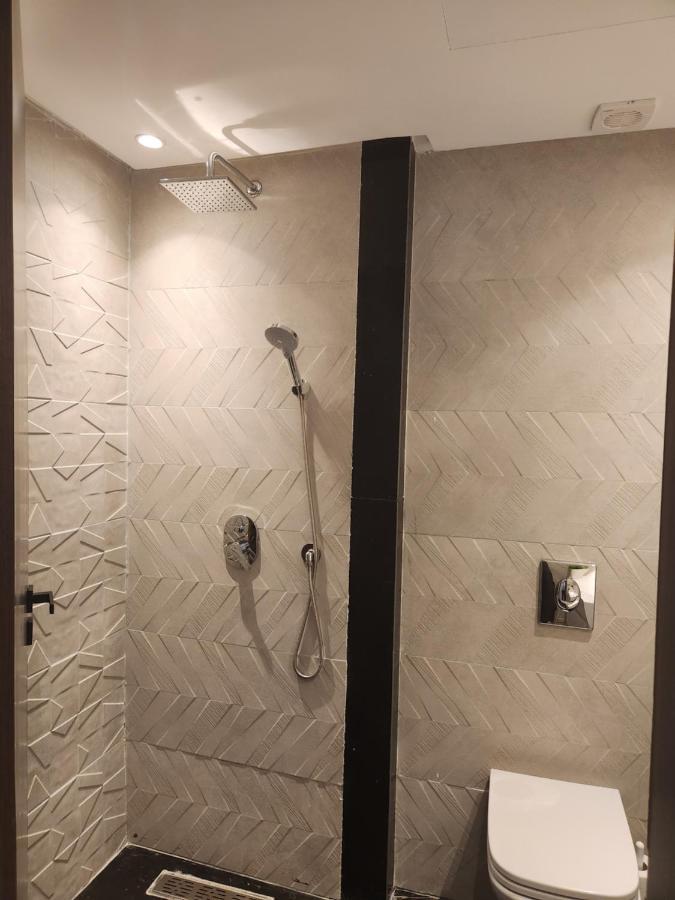Modern Luxury Retreat: 2-Bedroom Apartment In The Heart Of Marrakech Marrakesz Zewnętrze zdjęcie